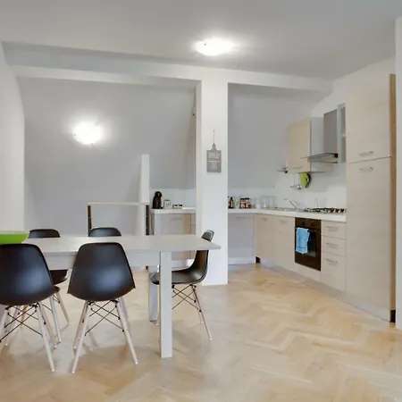 Attic With Terrace And And Two Bedrooms Appartement